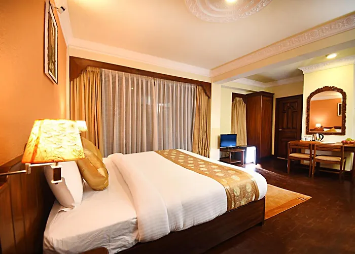 Hotel Nirvana Garden 4*