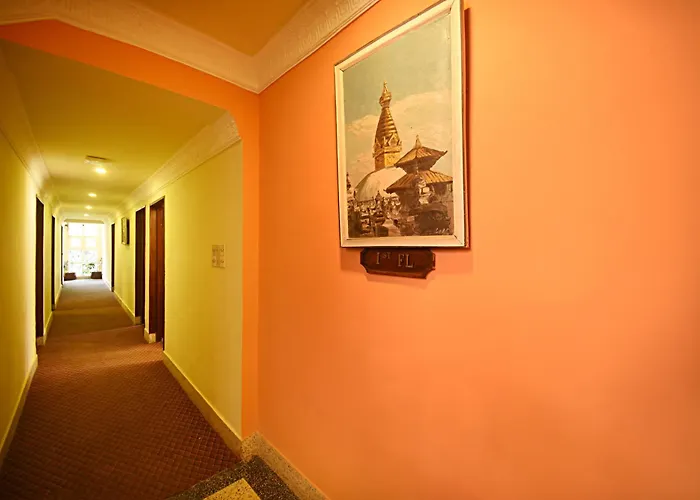 Nirvana Garden Hotel 4*