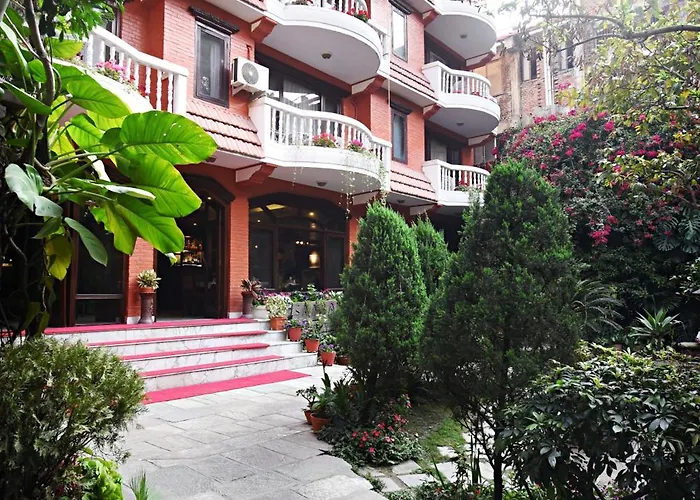 Nirvana Garden Hotel 4*