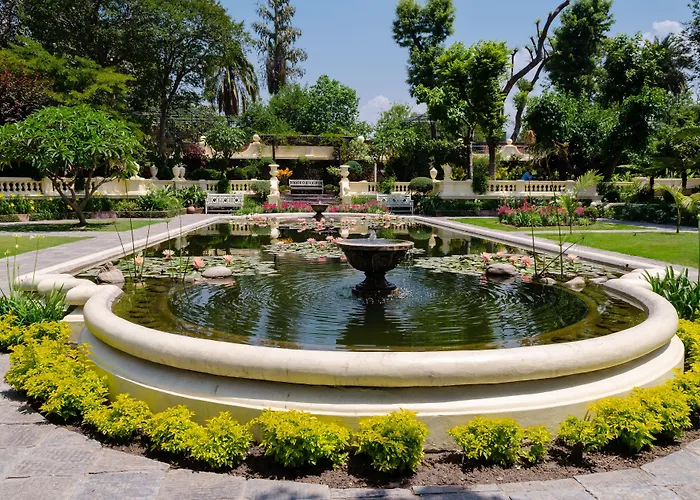 Nirvana Garden Hotel 4*