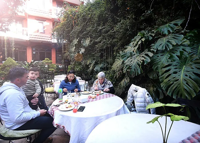Hotel Nirvana Garden