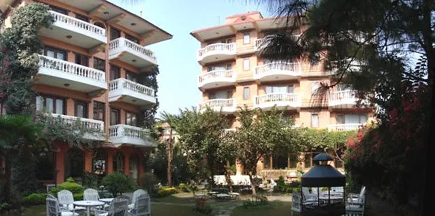 Nirvana Garden מלון 4*